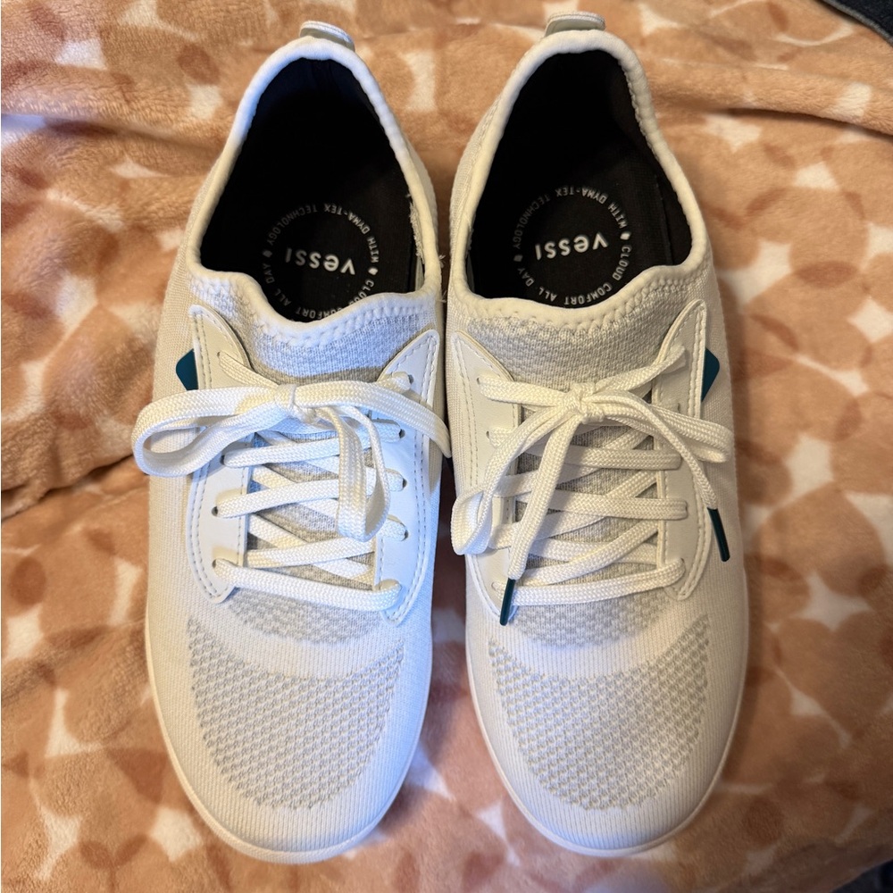 Vessi women's weekend sneakers